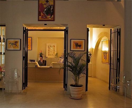 Odalys Le Cheval Blanc 3* Nimes